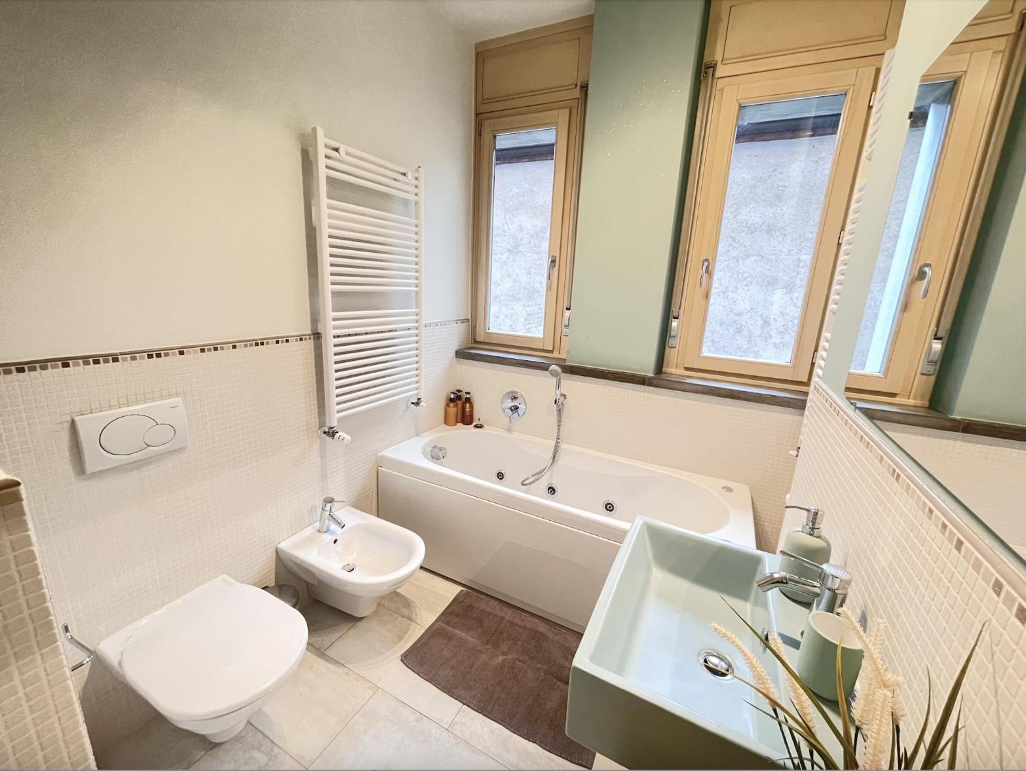 Seriate - Jacuzzi Bath- Freeparking Apartamento Exterior foto